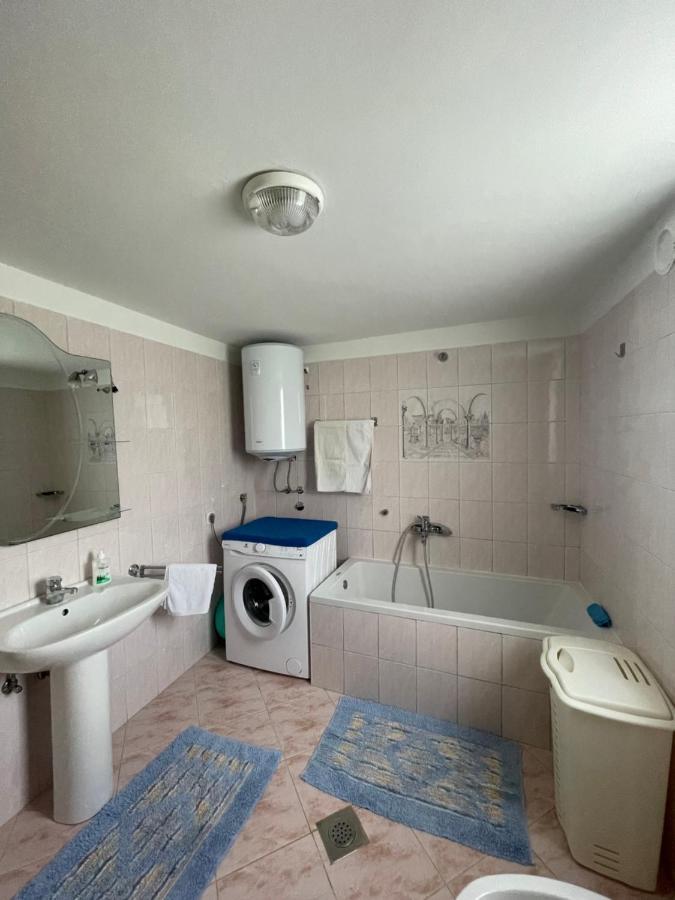 Apartment Benky Pićan エクステリア 写真