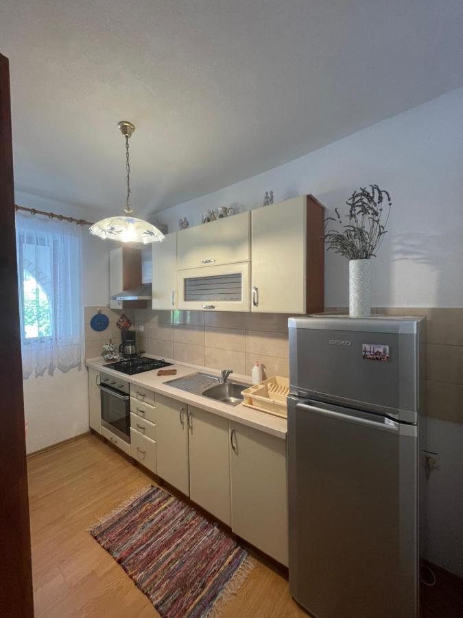 Apartment Benky Pićan エクステリア 写真