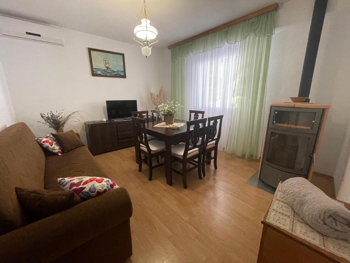 Apartment Benky Pićan エクステリア 写真