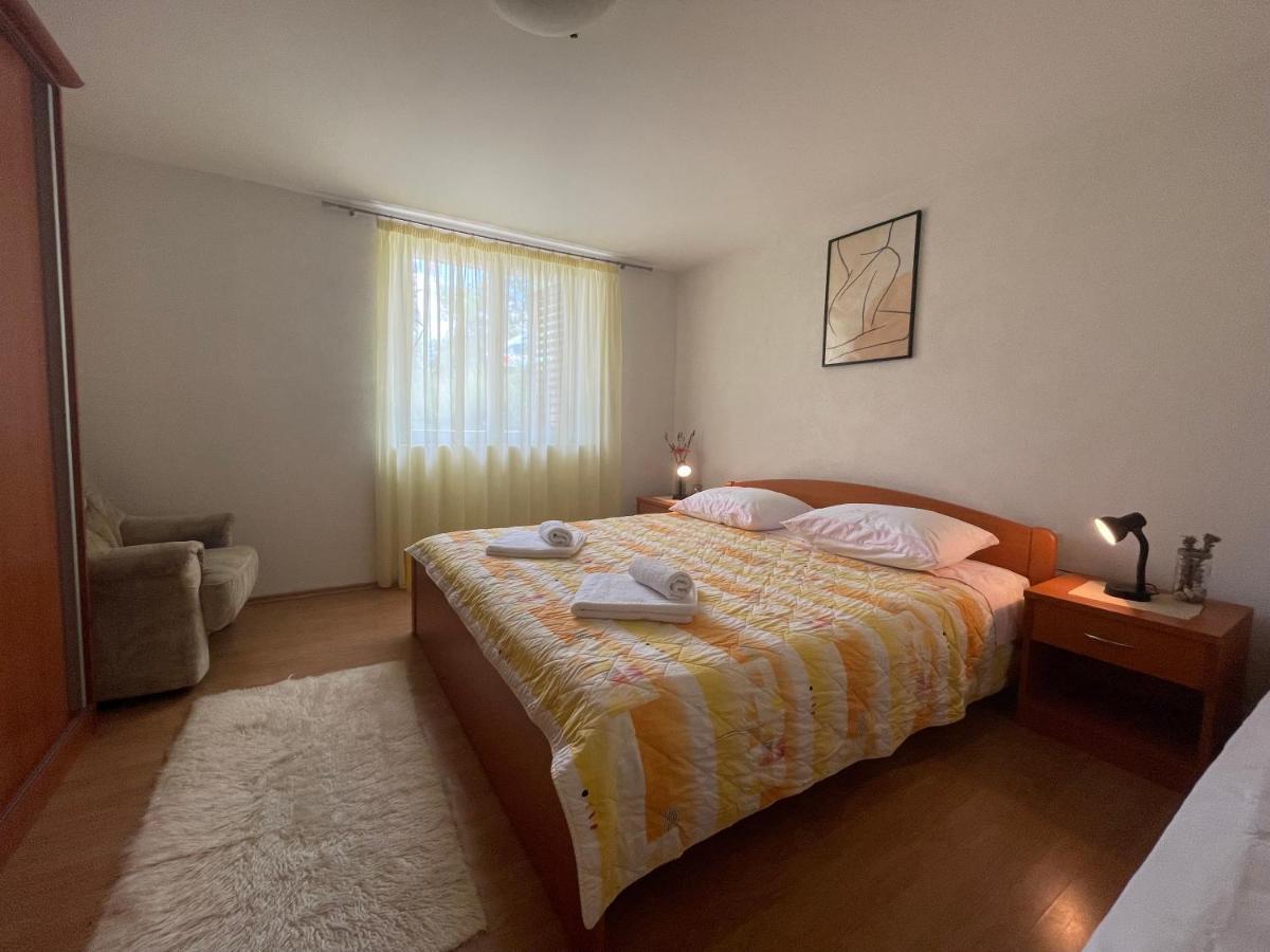 Apartment Benky Pićan エクステリア 写真